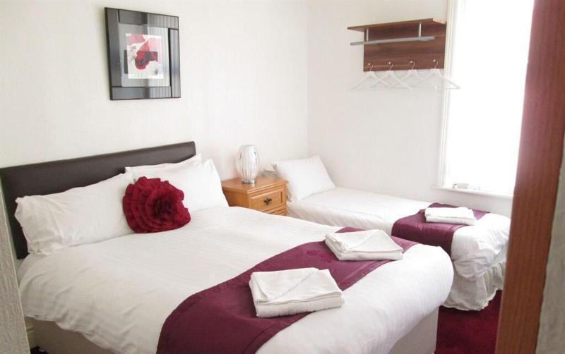 The Garnett Hotel - Oda