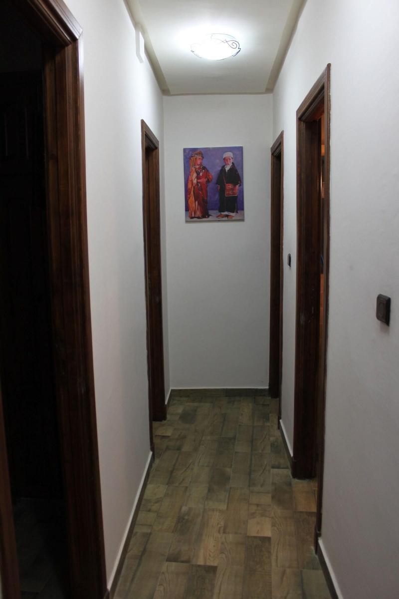 Hotel Maram - Lobi