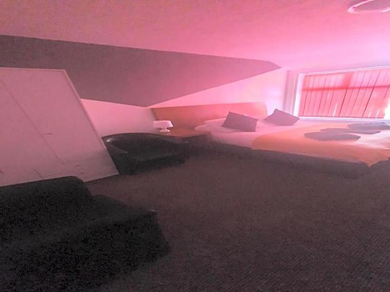 Las Palmas Hotel By The Sea - Oda