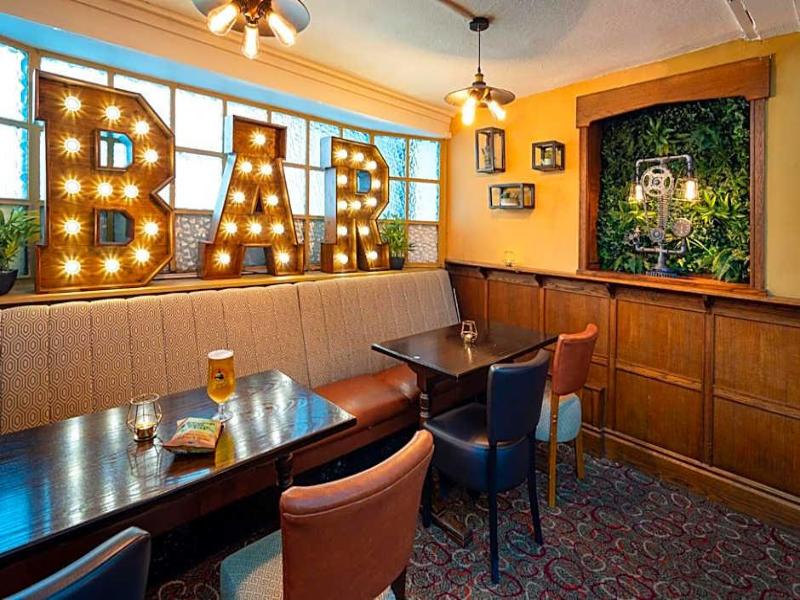 Boars Head Hotel - Genel