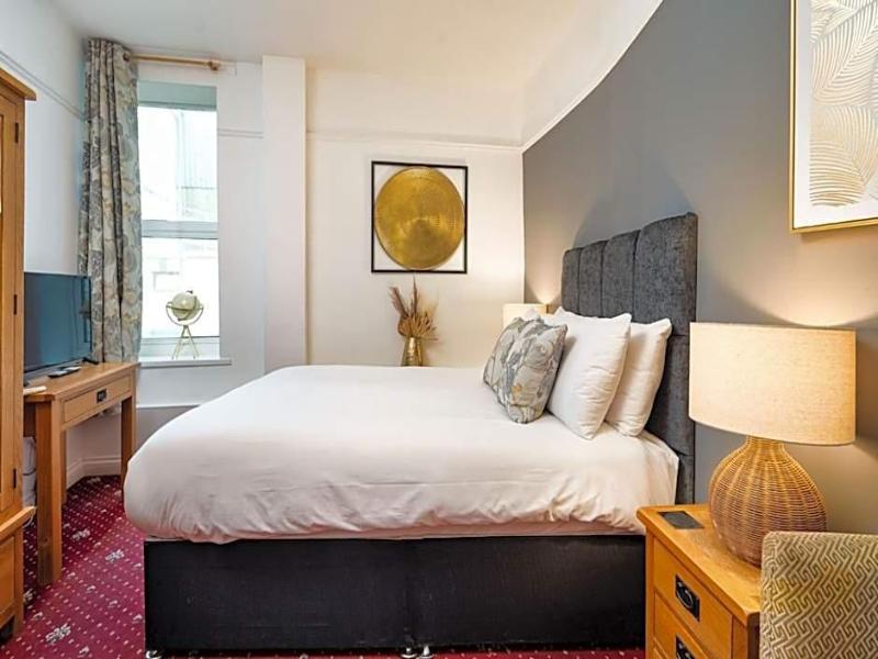 Boars Head Hotel - Oda