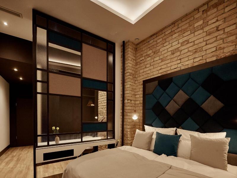 The Loft Budapest - Genel