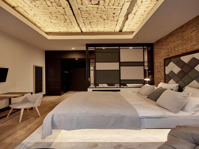 The Loft Budapest - Genel