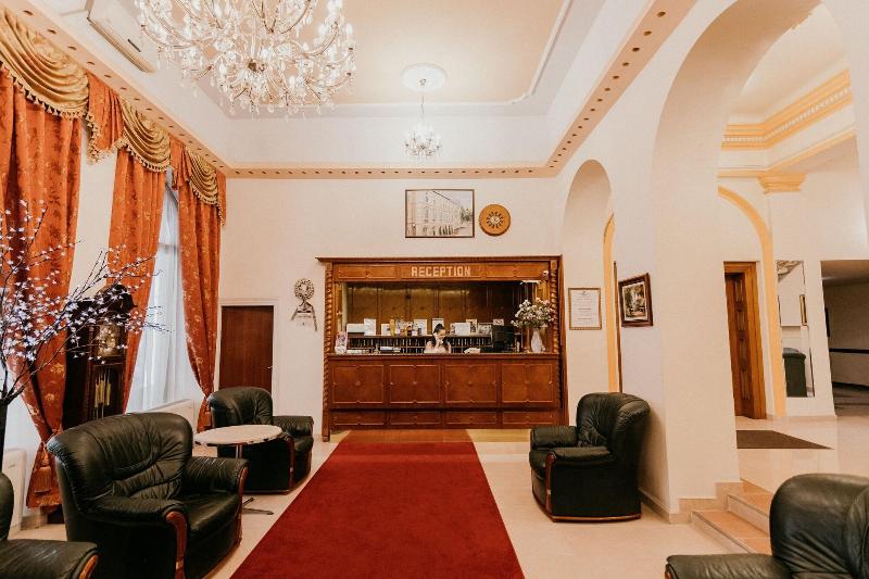 Tisza Hotel - Lobi