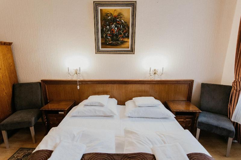 Tisza Hotel - Oda