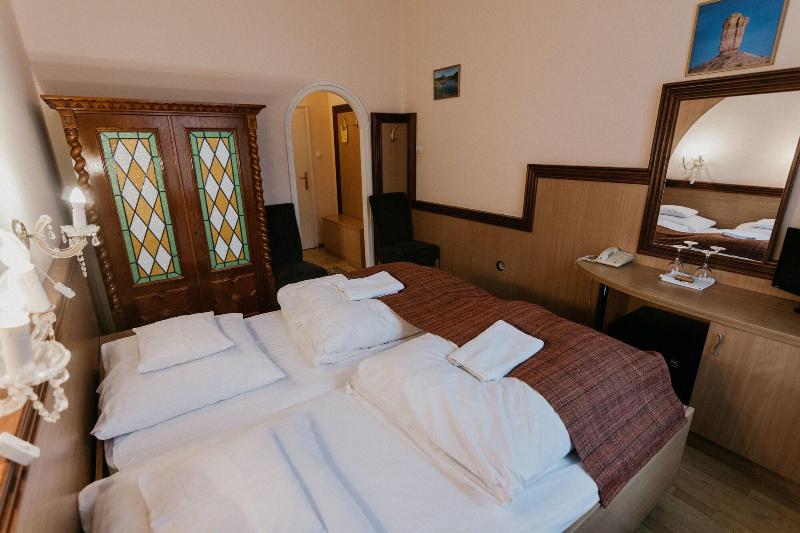 Tisza Hotel - Oda