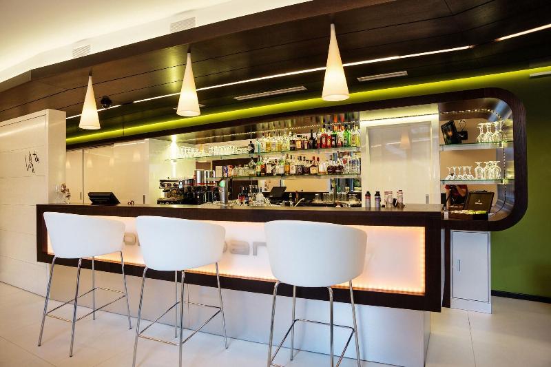Art Hotel Szeged - Bar