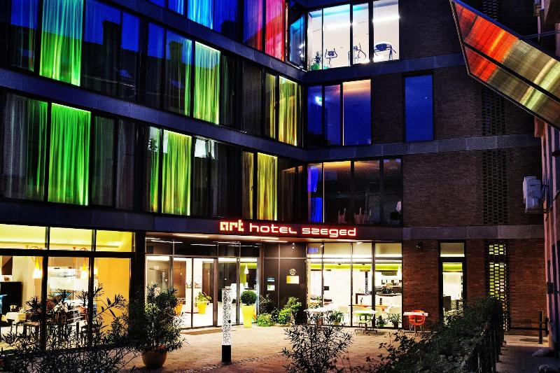 Art Hotel Szeged - Genel