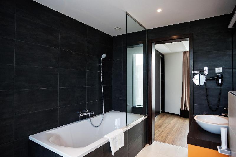 Art Hotel Szeged - Oda