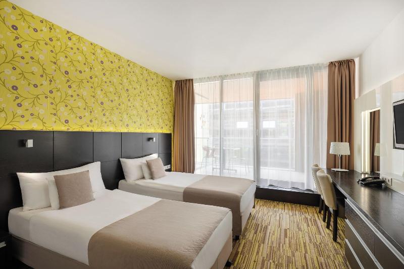 Art Hotel Szeged - Oda