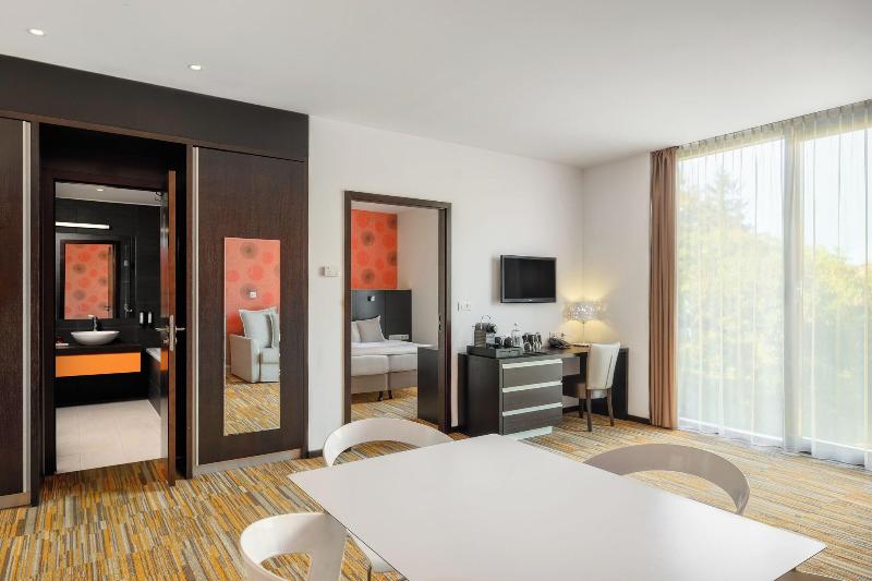 Art Hotel Szeged - Oda