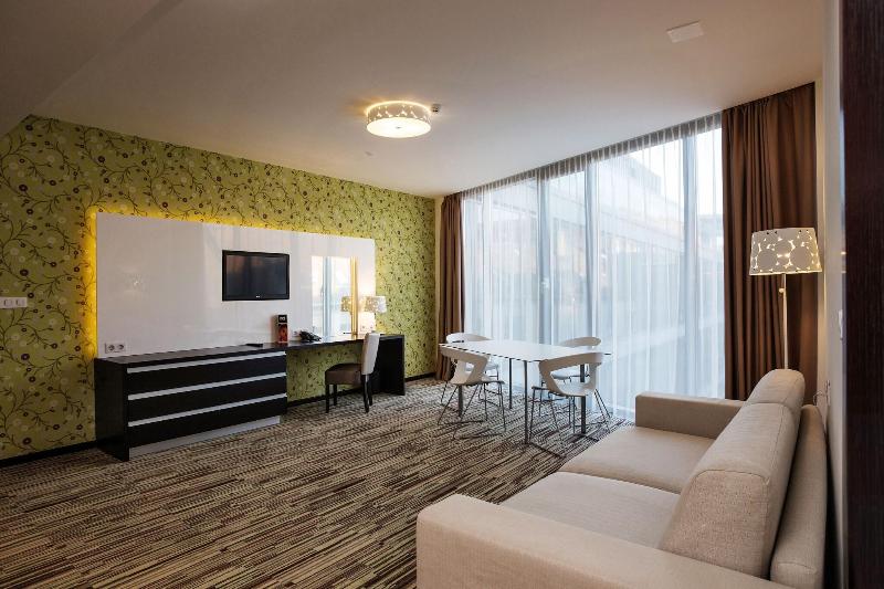 Art Hotel Szeged - Oda