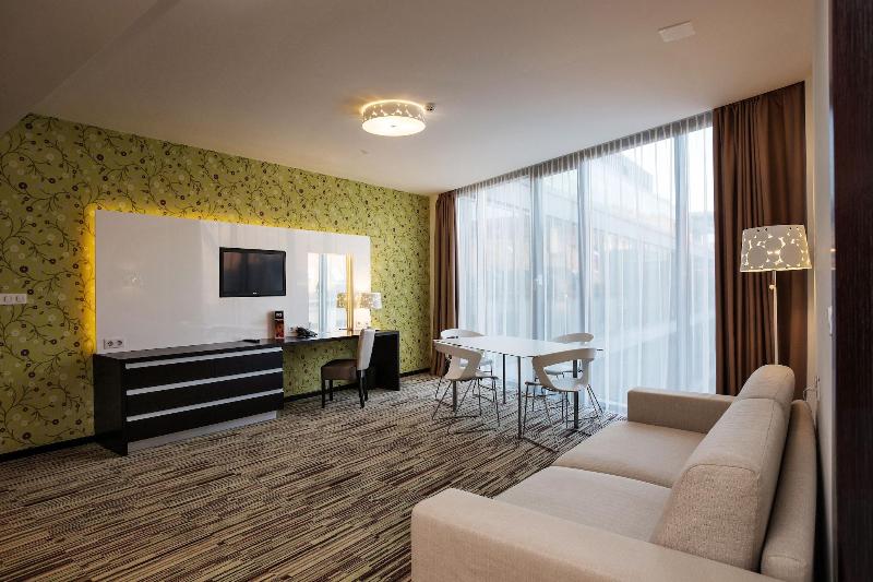 Art Hotel Szeged - Oda