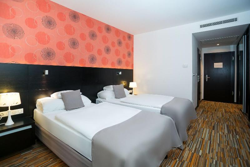 Art Hotel Szeged - Oda