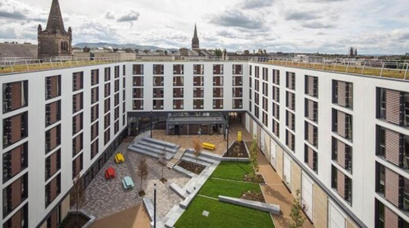 Salisbury Court - Genel