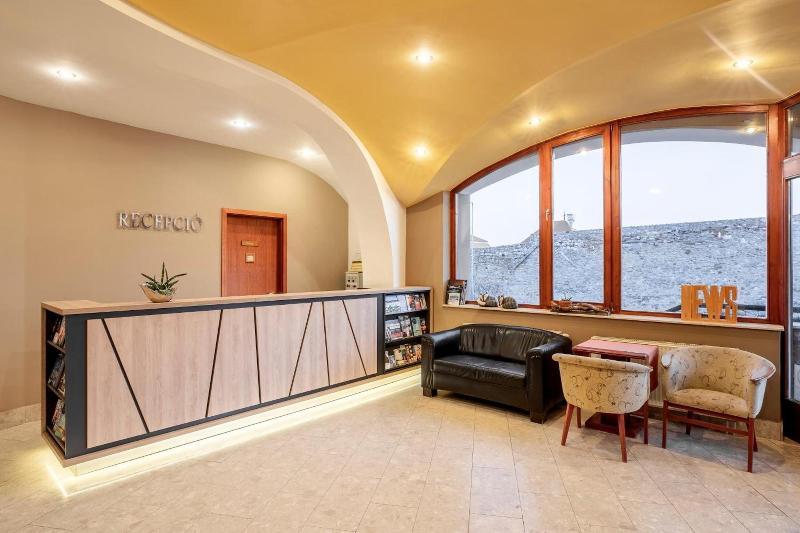 Sándor Hotel - Lobi