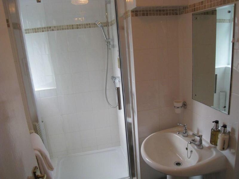 Mount Pleasant Hotel - Oda