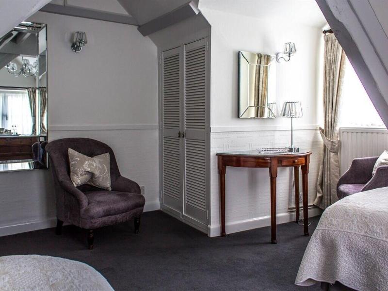 Mount Pleasant Hotel - Oda