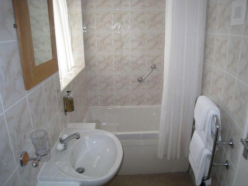 Mount Pleasant Hotel - Oda
