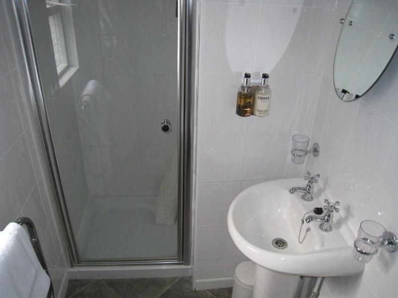 Mount Pleasant Hotel - Oda