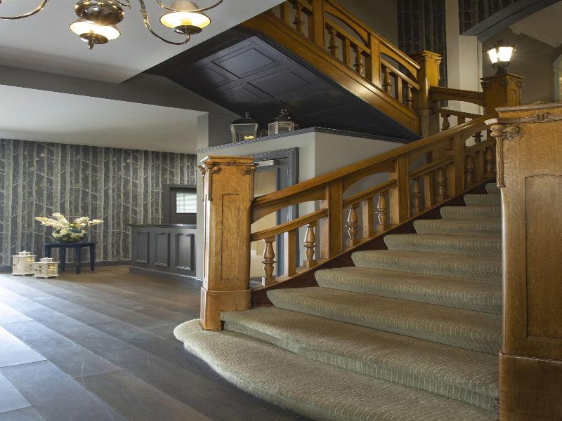 The Orchard Park Hotel - Lobi