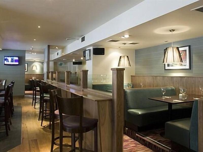 The Orchard Park Hotel - Restoran