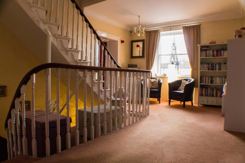 The Royal Oak Hotel - Genel