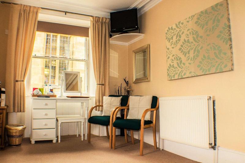 The Royal Oak Hotel - Oda