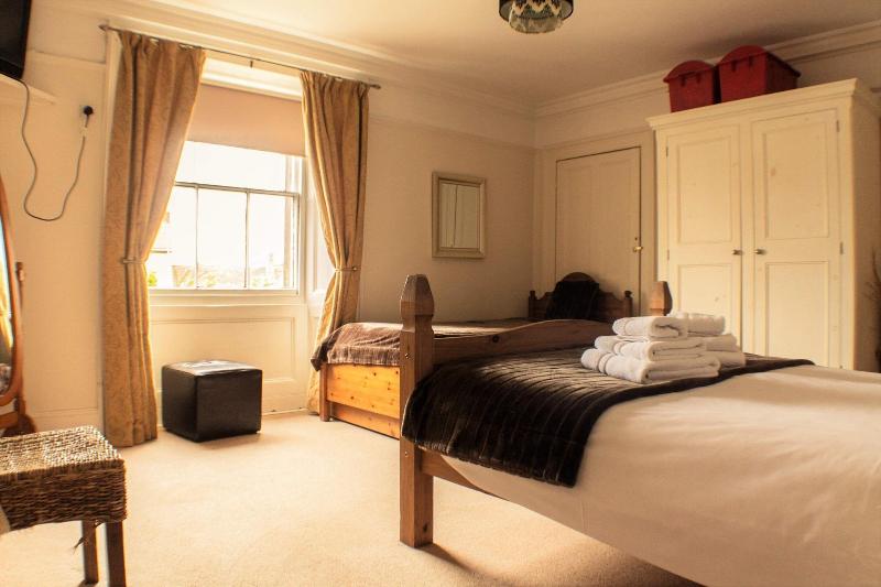 The Royal Oak Hotel - Oda