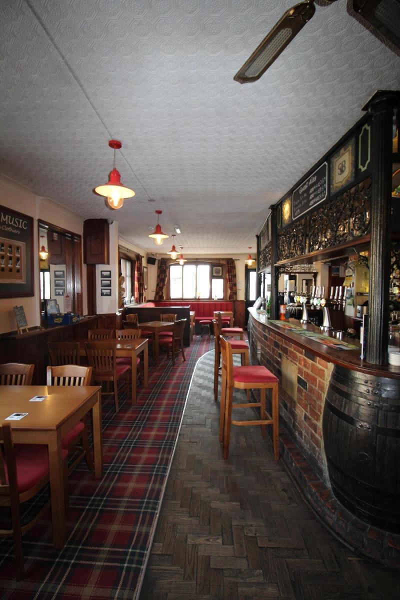 The Clothiers Arms - Bar