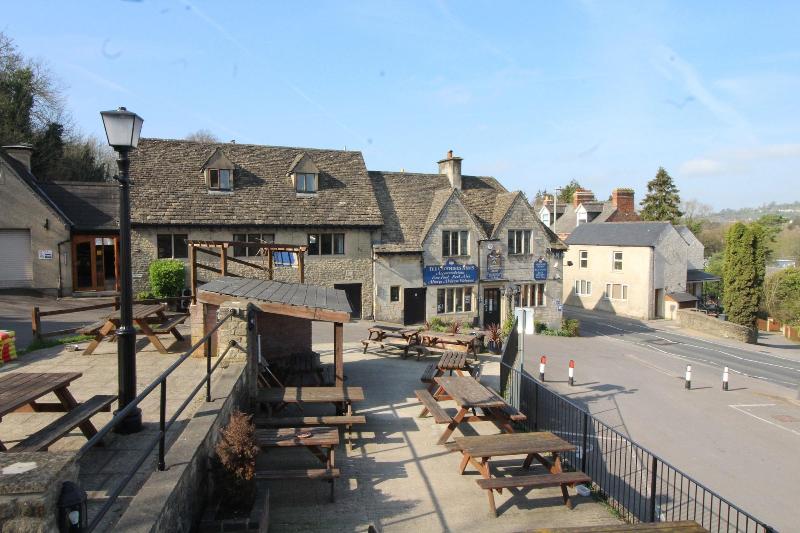 The Clothiers Arms - Genel
