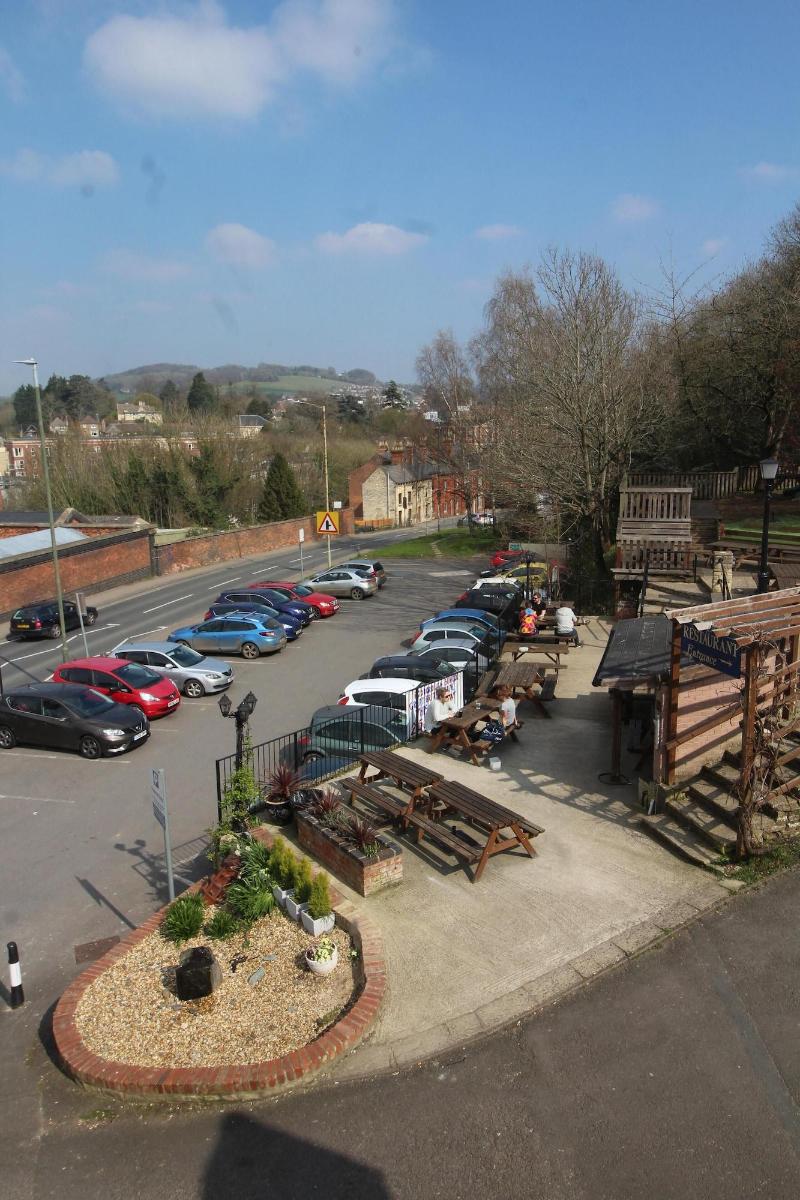 The Clothiers Arms - Genel
