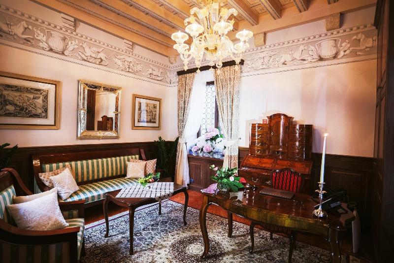 Heritage Hotel Cardo - Genel