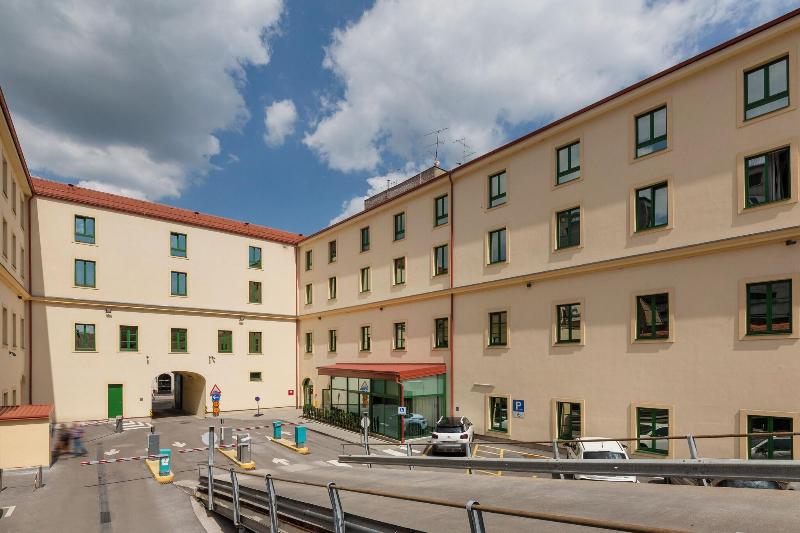 Hotel Park 45 - Genel