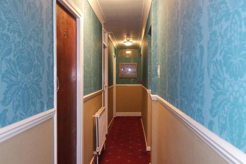 Gable End Hotel - Lobi