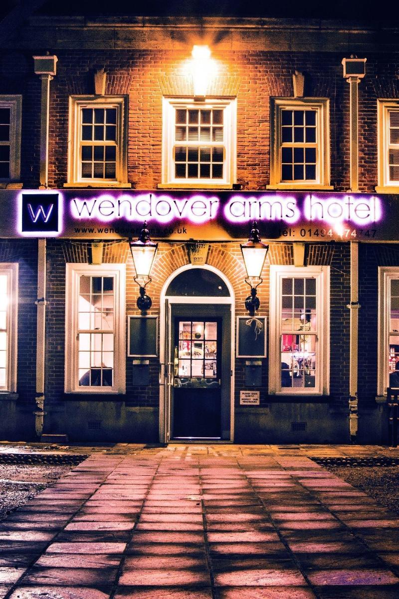 Wendover Arms - Genel