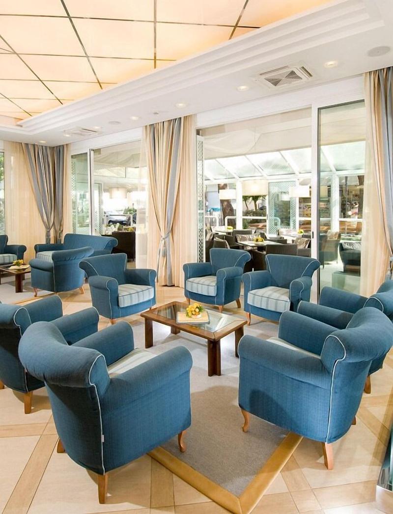 Hotel Estense - Lobi