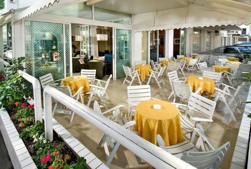 Hotel Estense - Teras