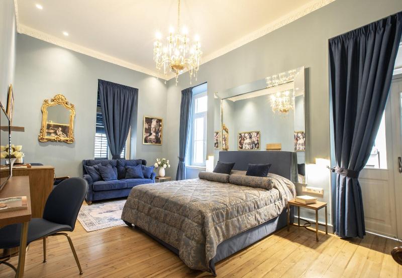 Bohemian Suites Athens - Genel