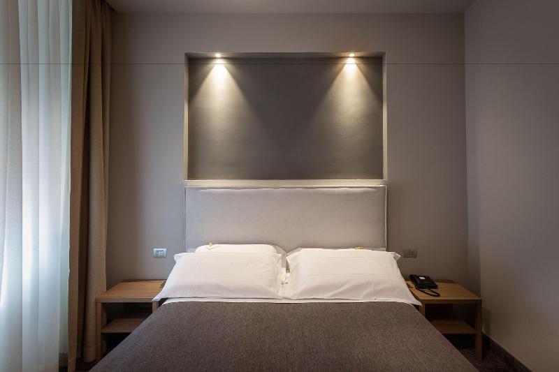 Hnn Luxury Suites - Oda