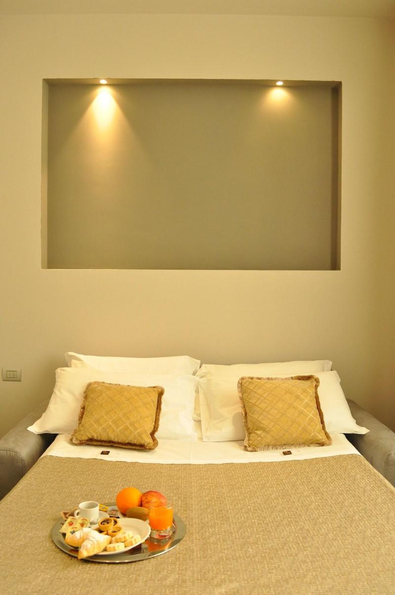 Hnn Luxury Suites - Oda