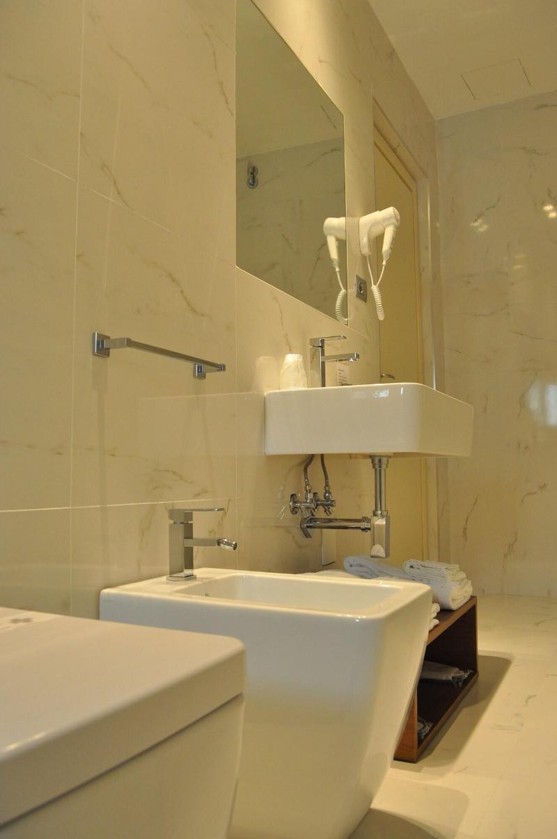 Hnn Luxury Suites - Oda