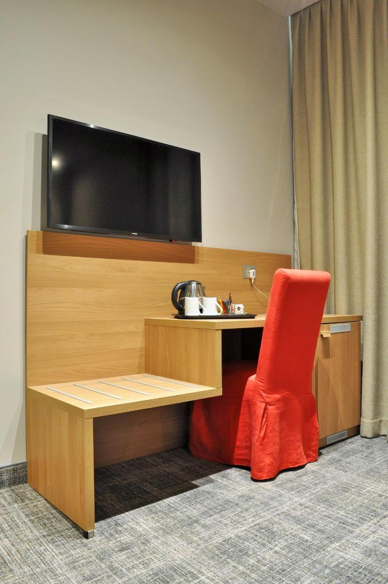 Hnn Luxury Suites - Oda