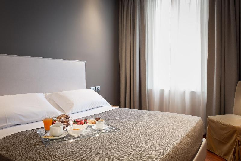Hnn Luxury Suites - Oda