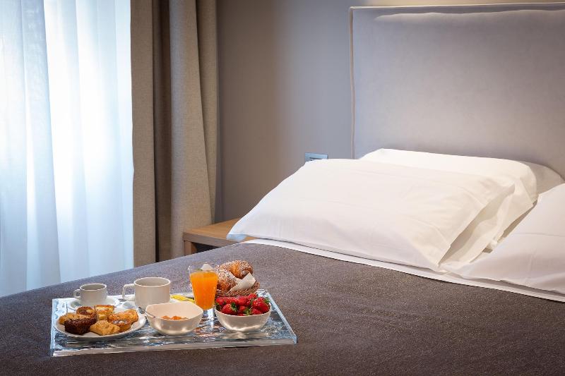 Hnn Luxury Suites - Oda