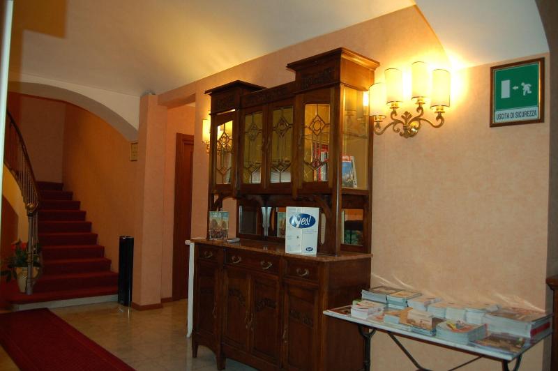 Hotel Chelsea - Lobi