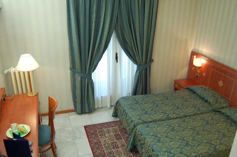 Hotel Chelsea - Oda