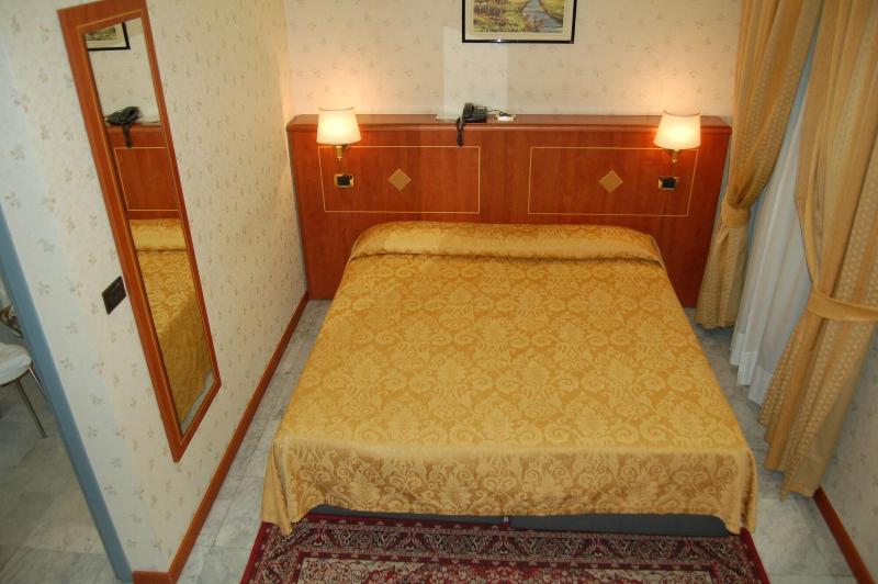 Hotel Chelsea - Oda