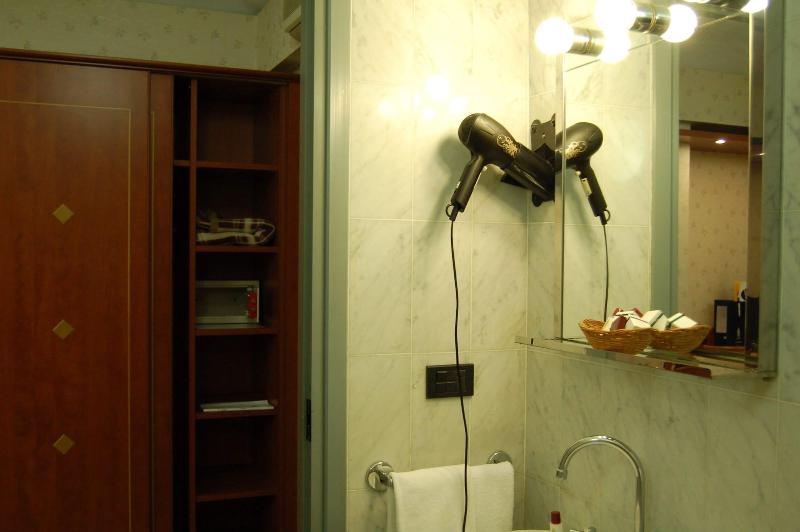 Hotel Chelsea - Oda