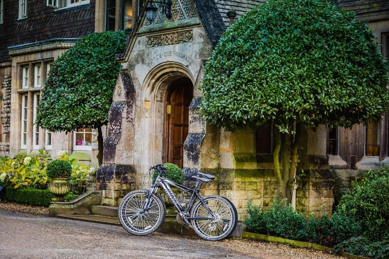 Hambleton Hall - Genel